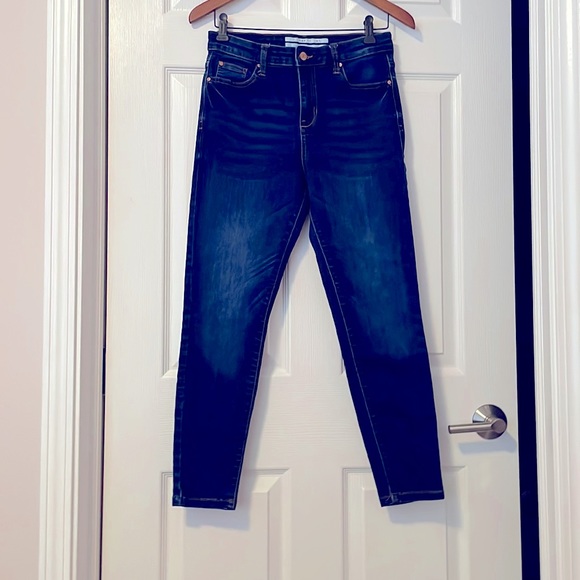 Celebrity Pink Denim - Celebrity Pink dark blue skinny jeans. Junior’s 9/29
